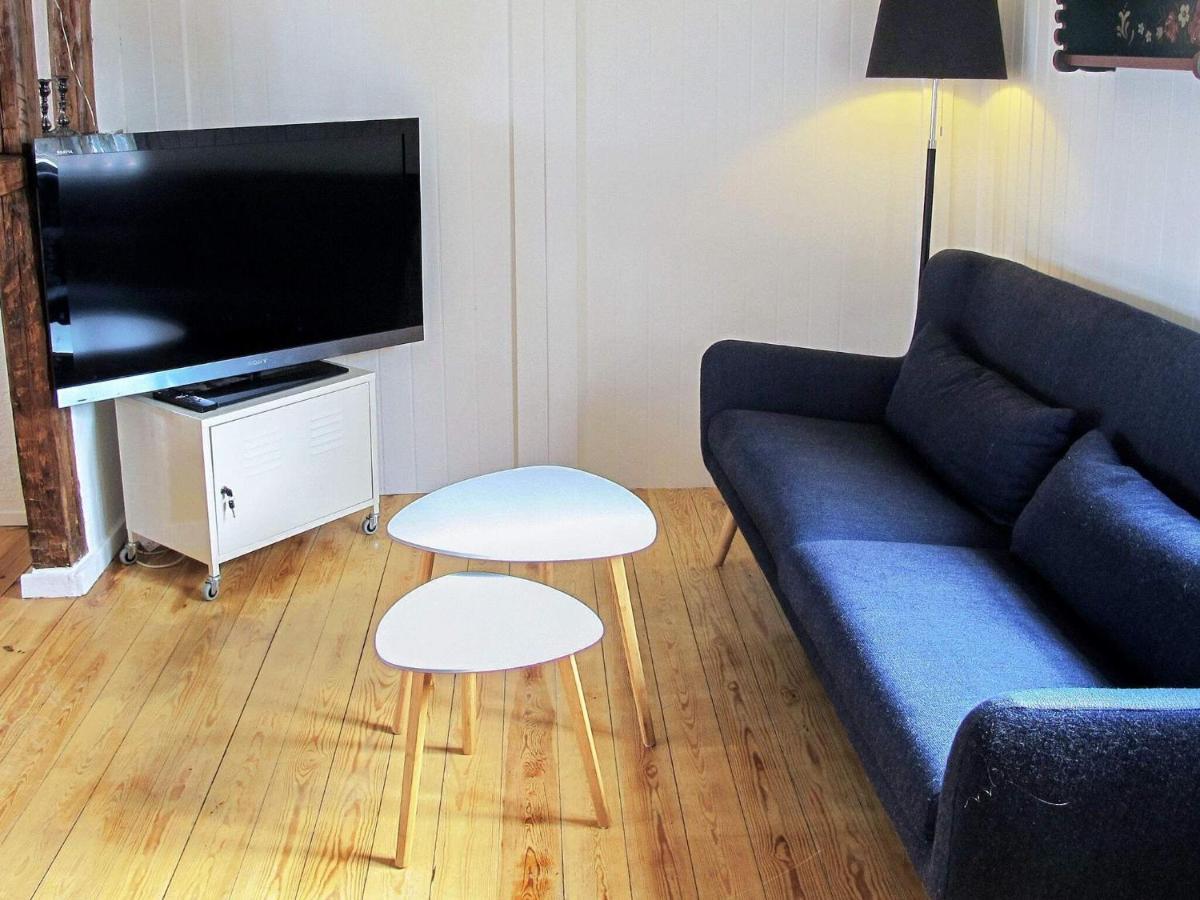4 Person Holiday Home In Bandholm Екстер'єр фото