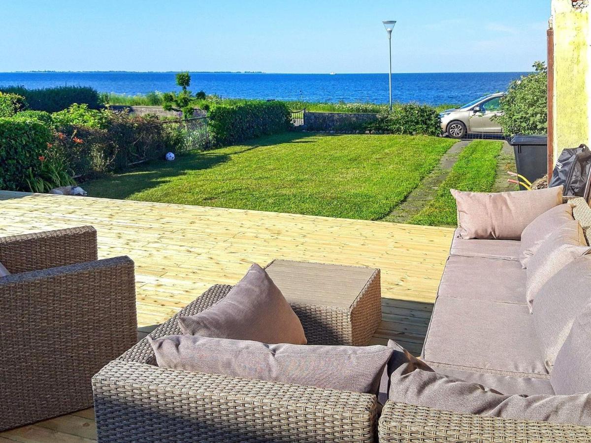 4 Person Holiday Home In Bandholm Екстер'єр фото